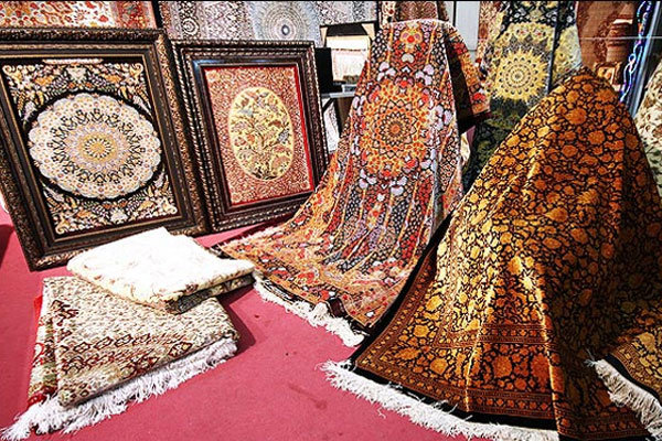 هنر قالی بافی در استان گلستان